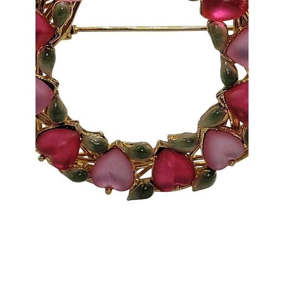 Heart & Leaf Brooch Gold Tone Twisted Wire Wreath Pink & Red Glass Rhinestones - Picture 7 of 9
